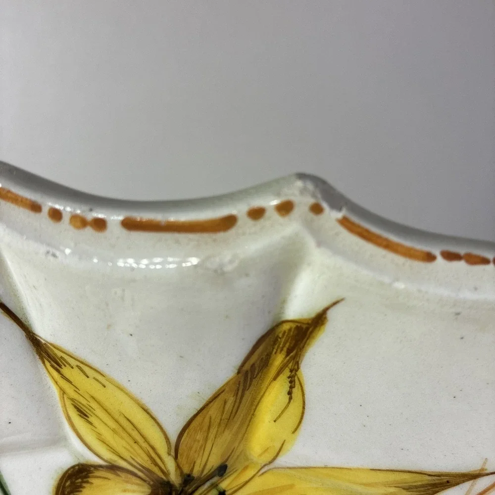Italian Majolica pottery Plate Handpainted 13 Inch Numbered Made In Italy